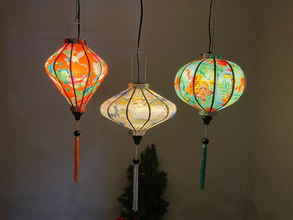Set of 3 Hoi An Silk Lanterns 35cm, Wedding & Patio Decoration